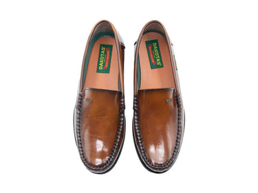 Dakotas Vic Tan Hi Shine mocassin