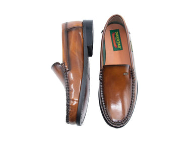 Dakotas Vic Tan Hi Shine mocassin